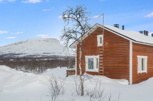 Foto 22 - Haus mit 1 Schlafzimmer in Enontekiö mit sauna und blick auf die berge