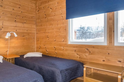 Foto 13 - Haus mit 1 Schlafzimmer in Enontekiö mit sauna und blick auf die berge