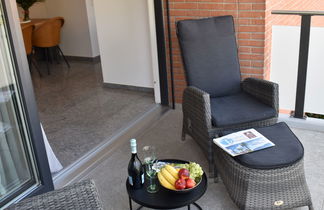 Foto 2 - Apartamento de 1 habitación en Ascona con piscina y jardín