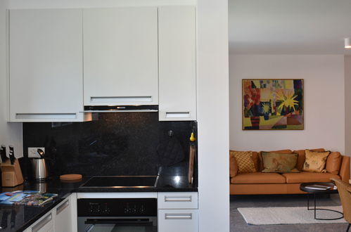 Foto 4 - Apartamento de 1 habitación en Ascona con piscina y jardín