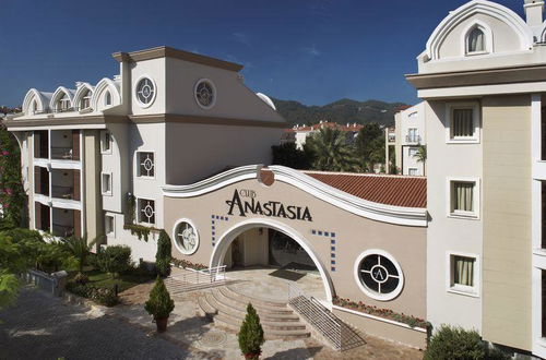 Photo 1 - Club Anastasia Apartments