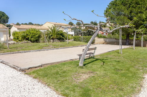 Foto 23 - Appartamento con 2 camere da letto a Fréjus con piscina e giardino