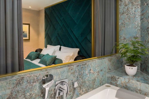 Foto 29 - Five Elements Luxury Rooms