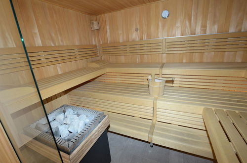 Foto 23 - Appartamento con 1 camera da letto a Vaz/Obervaz con piscina e sauna