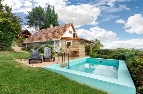 Foto 1 - Casa de 4 quartos em Fonyód com piscina privada e vistas do mar