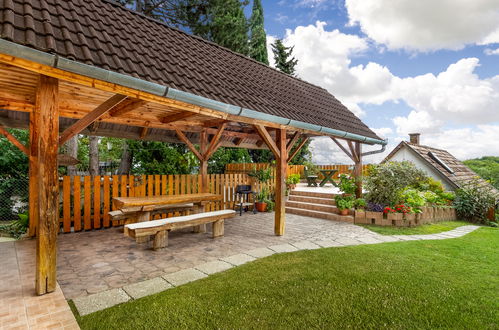 Photo 2 - Maison de 4 chambres à Fonyód avec piscine privée et jardin