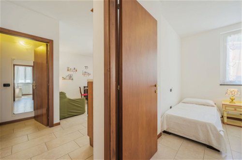 Foto 12 - Appartamento con 2 camere da letto a Sestri Levante con giardino e vista mare