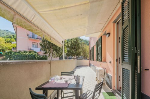 Foto 22 - Appartamento con 2 camere da letto a Sestri Levante con giardino e vista mare