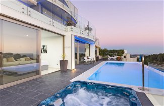 Foto 1 - Casa de 5 quartos em Teulada com piscina privada e vistas do mar