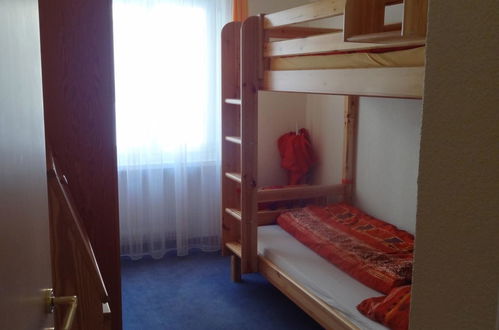 Foto 10 - Appartamento con 3 camere da letto a Saas-Fee