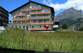 Foto 2 - Appartamento con 3 camere da letto a Saas-Fee