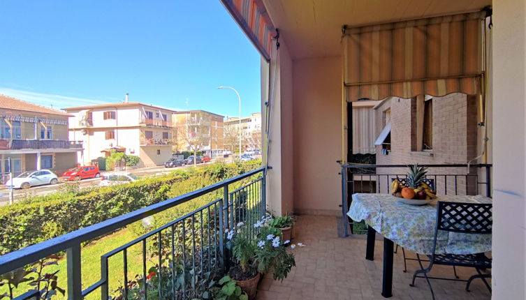 Photo 1 - Appartement de 1 chambre à Follonica avec terrasse et vues à la mer