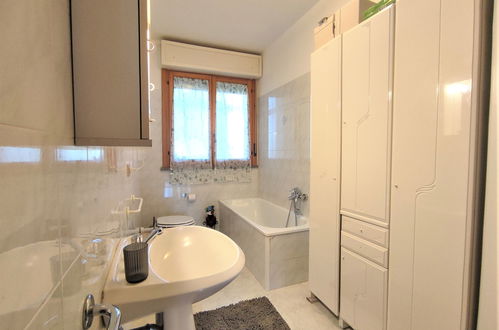 Photo 14 - 1 bedroom Apartment in Follonica with terrace