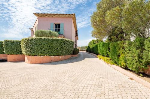 Foto 18 - Apartamento de 2 quartos em Sainte-Maxime com piscina e jardim