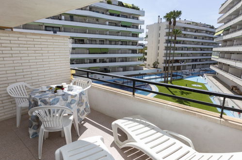 Foto 11 - Apartment mit 1 Schlafzimmer in Salou mit schwimmbad und blick aufs meer