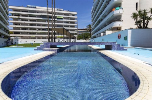 Foto 20 - Appartamento con 2 camere da letto a Salou con piscina e vista mare