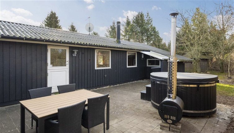 Foto 1 - Casa con 2 camere da letto a Ulfborg con terrazza e vasca idromassaggio