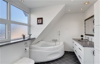 Foto 3 - Casa de 5 quartos em Fur com banheira de hidromassagem