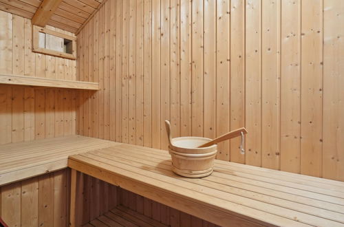 Photo 18 - Maison de 3 chambres à Flovt Strand avec terrasse et sauna