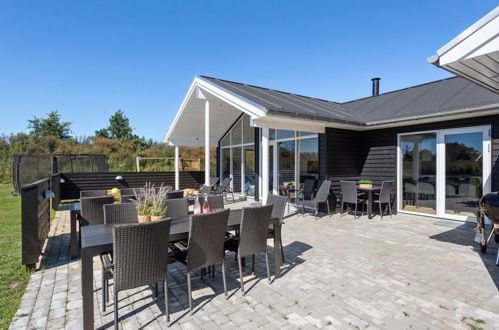 Foto 3 - Haus mit 7 Schlafzimmern in Ålbæk mit privater pool und sauna