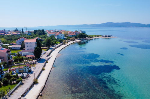 Photo 28 - Appartement de 2 chambres à Sukošan avec vues à la mer