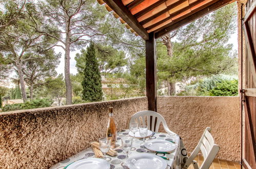 Photo 1 - Appartement en Saint-Cyr-sur-Mer avec terrasse et vues à la mer