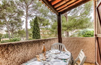 Photo 1 - Apartment in Saint-Cyr-sur-Mer with terrace and sea view