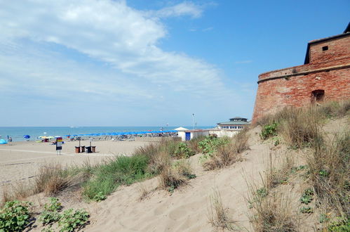 Foto 31 - Appartamento con 2 camere da letto a Castagneto Carducci con vista mare