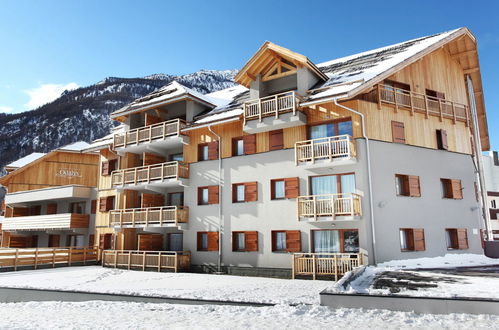 Foto 19 - Apartment mit 1 Schlafzimmer in Le Monêtier-les-Bains mit schwimmbad und blick auf die berge