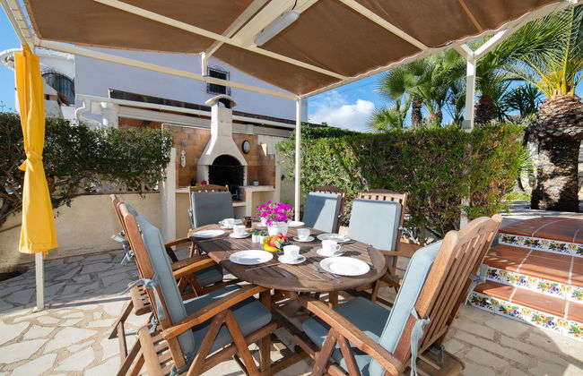 Casa de 4 quartos em Calp com piscina privada e jardim - Foto 18