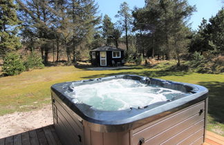 Photo 2 - Maison de 4 chambres à Vejers Strand avec terrasse et bain à remous