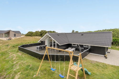 Photo 22 - Maison de 3 chambres à Rindby Strand avec terrasse et bain à remous