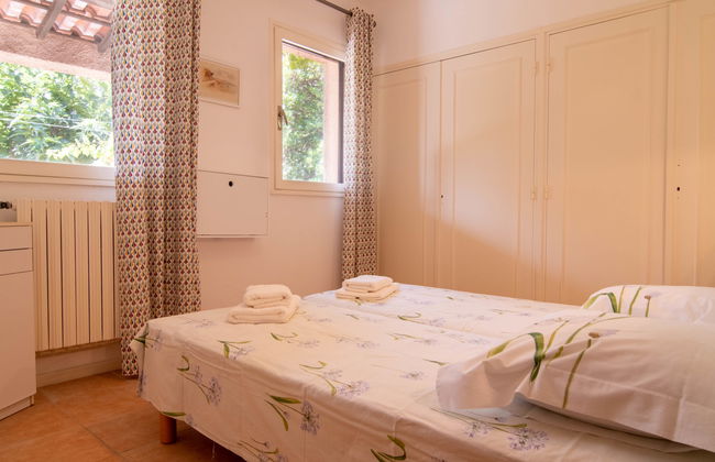 Casa de 4 quartos em Figanières com piscina privada e jardim - Foto 18