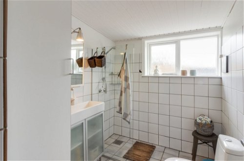 Foto 10 - Haus mit 2 Schlafzimmern in Blokhus mit terrasse