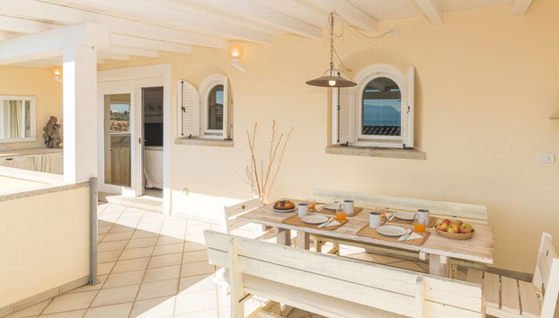 Apartamento de 3 quartos em Golfo Aranci com piscina e jardim - Foto 2