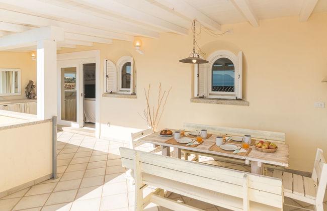 Apartamento de 3 quartos em Golfo Aranci com piscina e jardim - Foto 2