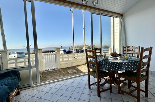 Foto 7 - Haus mit 3 Schlafzimmern in Saint-Michel-Chef-Chef mit blick aufs meer