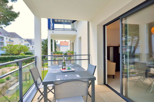 Photo 2 - 2 bedroom Apartment in La Baule-Escoublac with garden and sea view