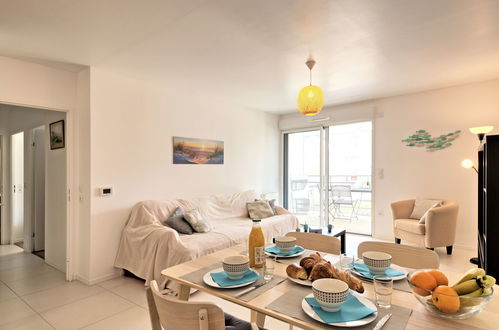 Photo 7 - 2 bedroom Apartment in La Baule-Escoublac with garden and sea view