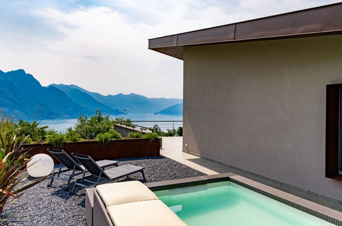 Foto 44 - Haus mit 5 Schlafzimmern in Riva di Solto mit privater pool und blick auf die berge