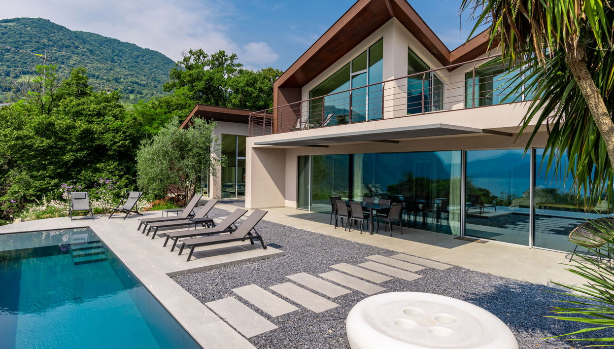 Casa de 7 quartos em Riva di Solto com piscina privada e jardim - Foto 1