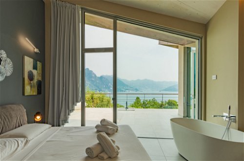 Foto 40 - Casa de 5 habitaciones en Riva di Solto con piscina privada y vistas a la montaña