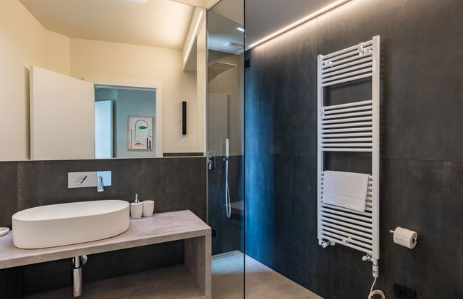 Casa de 7 quartos em Riva di Solto com piscina privada e jardim - Foto 26