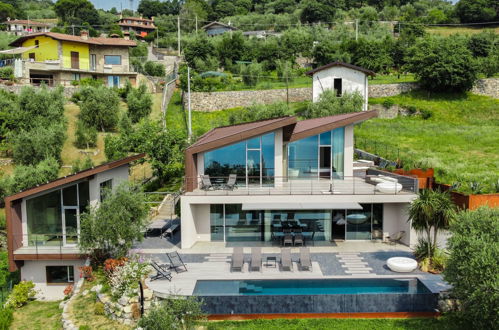 Foto 67 - Casa con 5 camere da letto a Riva di Solto con piscina privata e giardino