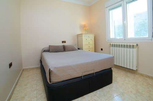 Foto 10 - Casa con 6 camere da letto a Calp con piscina privata e giardino