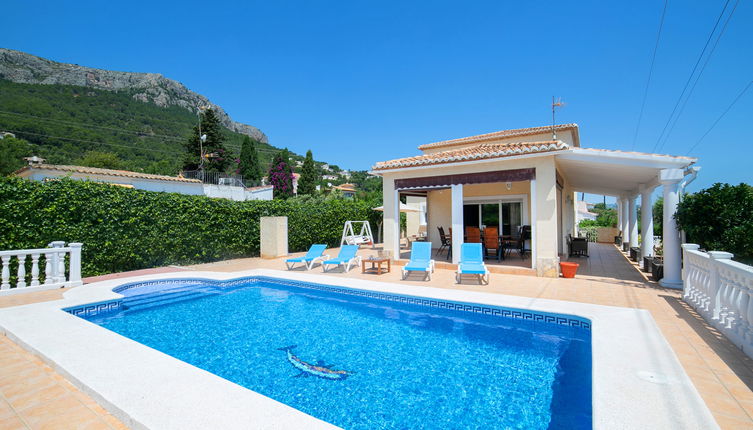 Foto 1 - Casa de 6 quartos em Calp com piscina privada e vistas do mar