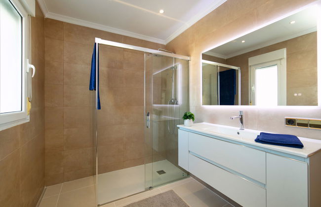 Casa de 7 quartos em Calp com piscina privada e jardim - Foto 11