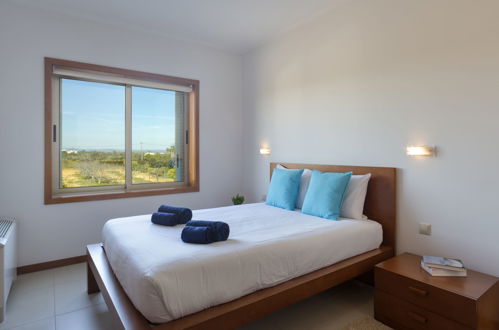Foto 19 - Casa con 6 camere da letto a Lagoa con piscina privata e vista mare