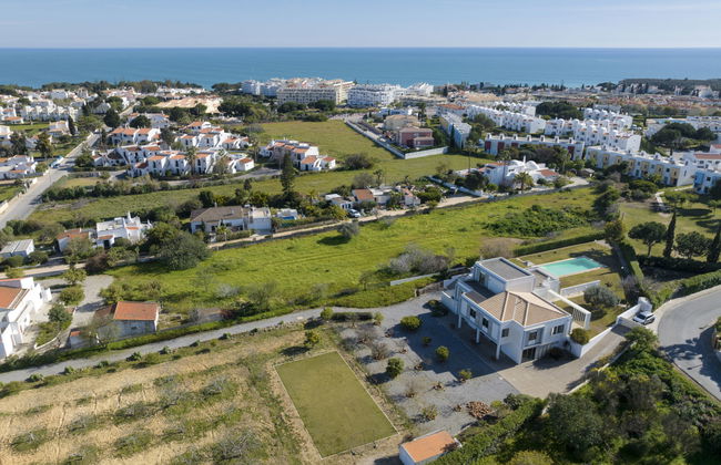 Casa de 6 quartos em Lagoa com piscina privada e jardim - Foto 29