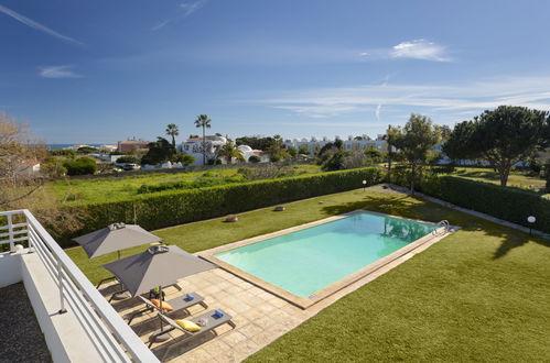 Foto 1 - Haus mit 6 Schlafzimmern in Lagoa mit privater pool und blick aufs meer